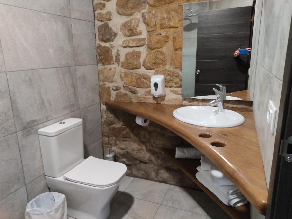 לוס ארקוס Hostal Suetxe מראה חיצוני תמונה