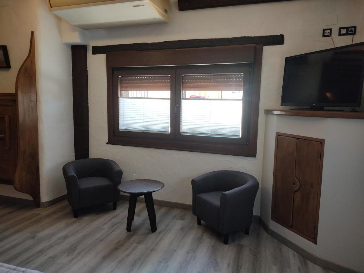 לוס ארקוס Hostal Suetxe מראה חיצוני תמונה