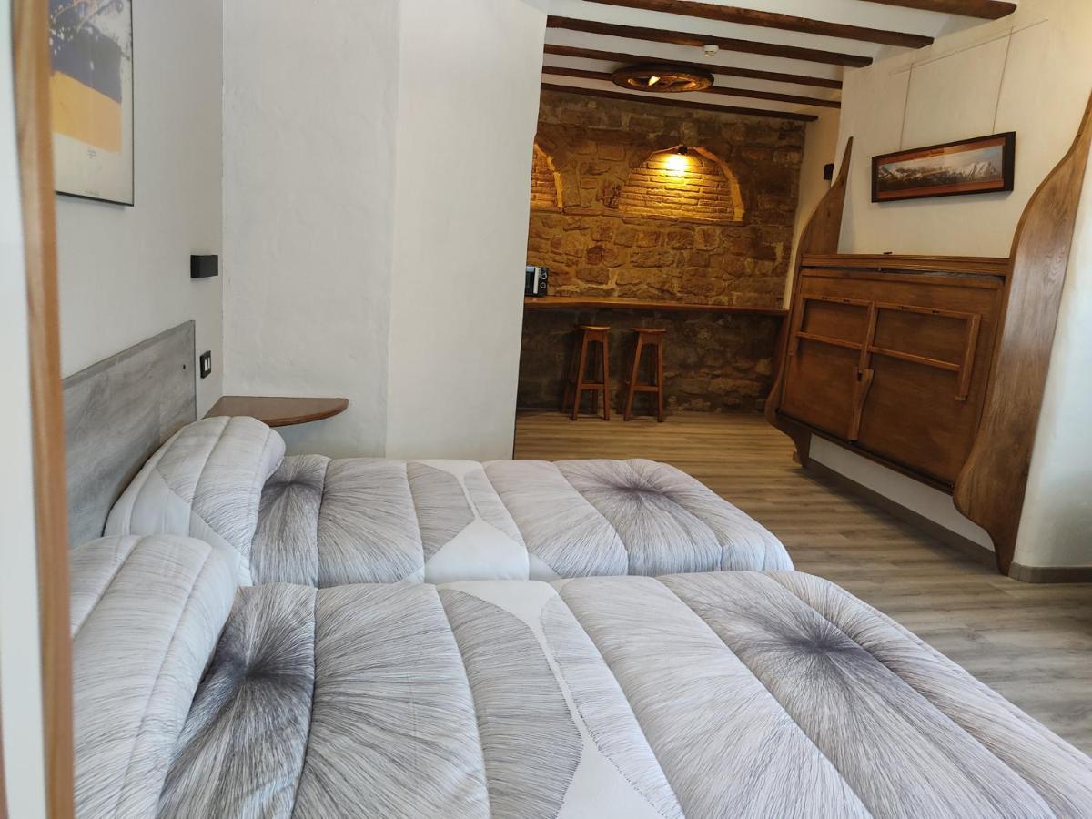 לוס ארקוס Hostal Suetxe מראה חיצוני תמונה