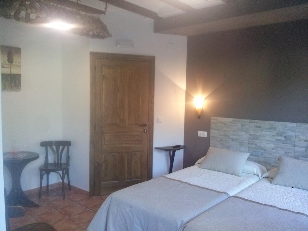 לוס ארקוס Hostal Suetxe מראה חיצוני תמונה
